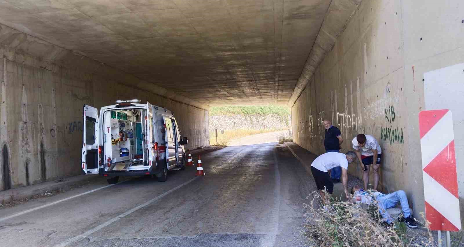 erdekte alt gecitte kaza 1 yarali 4 5hRJ7pwq
