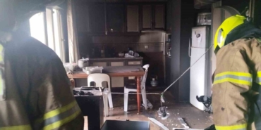 erdekte-bir-apartman-dairesi-alevlere-teslim-oldu-g8PrUKxr.jpg