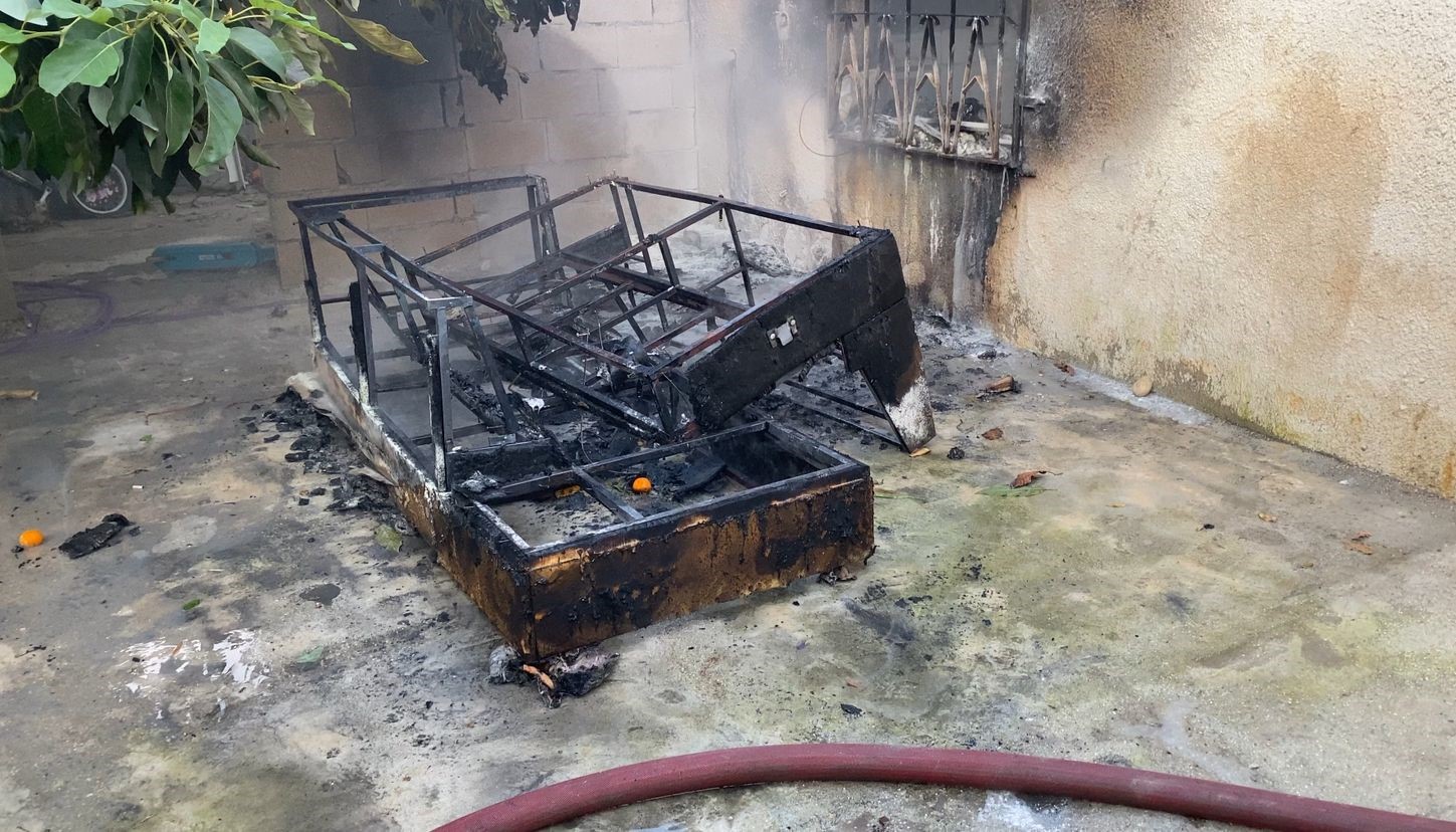 erdemlide ev yangini buyumeden sonduruldu 2 IO1mr7SV