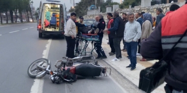 erdemlide-kamyonet-ile-motosiklet-carpisti-1-yarali-ttSNAvTi.jpg