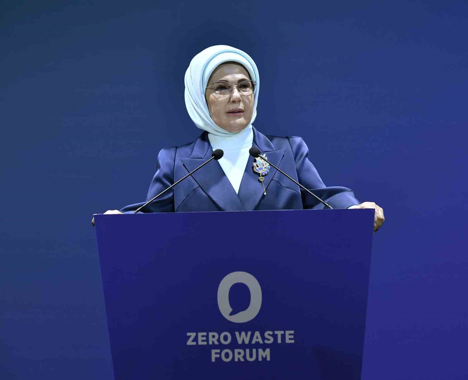 erdogan kimsenin geride kalmadigi bir dunya idealini gerceklestirmenin anahtari tum ulkelerin sorumluluk almada elini FhV5WYMB