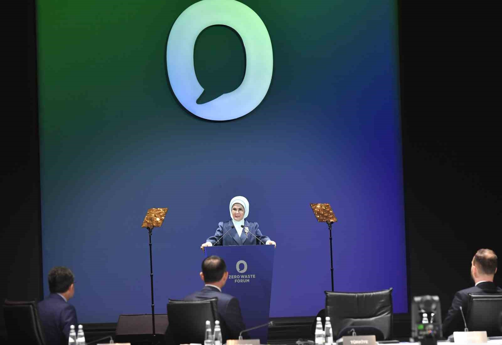erdogan kimsenin geride kalmadigi bir dunya idealini gerceklestirmenin anahtari tum ulkelerin sorumluluk almada elini eCM42Rp1