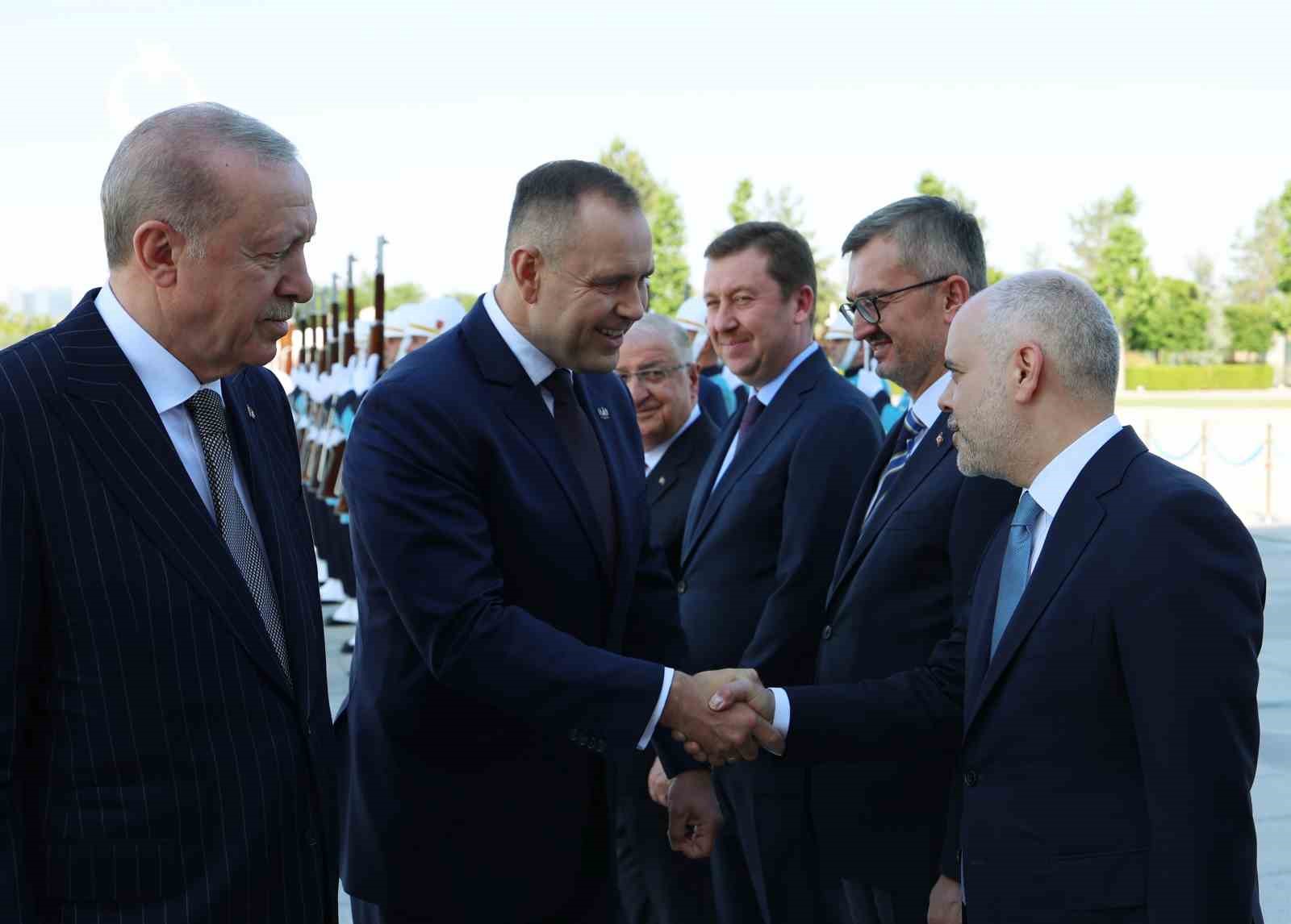 Erdoğan: "NATO zirvesi kapsamında ittifakın Avrupa sütununun güçlendirilmesi ve caydırıcılığının tahkim edilmesi ortak önceliğimiz" 13 erdogan nato zirvesi kapsaminda ittifakin avrupa sutununun guclendirilmesi ve caydiriciliginin tahkim edilmesi ortak onceligimiz