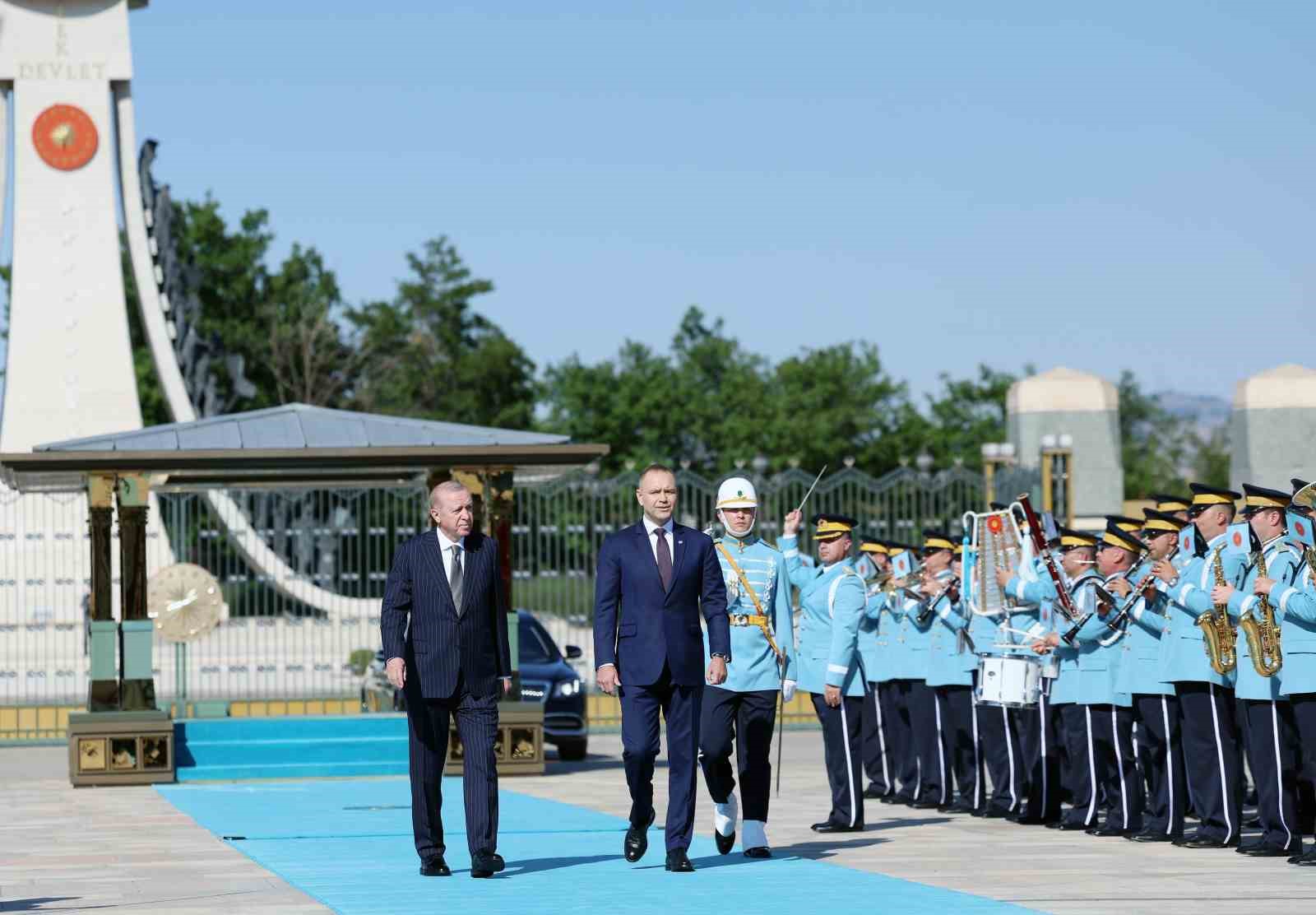 Erdoğan: "NATO zirvesi kapsamında ittifakın Avrupa sütununun güçlendirilmesi ve caydırıcılığının tahkim edilmesi ortak önceliğimiz" 16 erdogan nato zirvesi kapsaminda ittifakin avrupa sutununun guclendirilmesi ve caydiriciliginin tahkim edilmesi ortak onceligimiz 96hDa9hH
