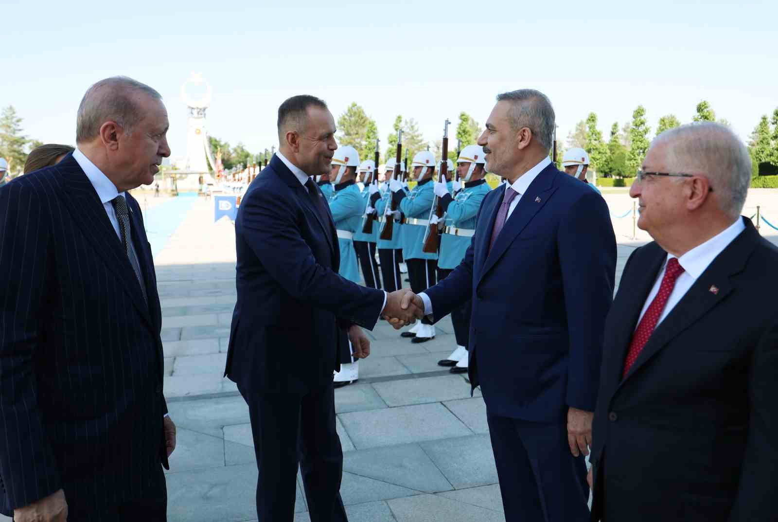 Erdoğan: "NATO zirvesi kapsamında ittifakın Avrupa sütununun güçlendirilmesi ve caydırıcılığının tahkim edilmesi ortak önceliğimiz" 9 erdogan nato zirvesi kapsaminda ittifakin avrupa sutununun guclendirilmesi ve caydiriciliginin tahkim edilmesi ortak onceligimiz OMpf7Xfq