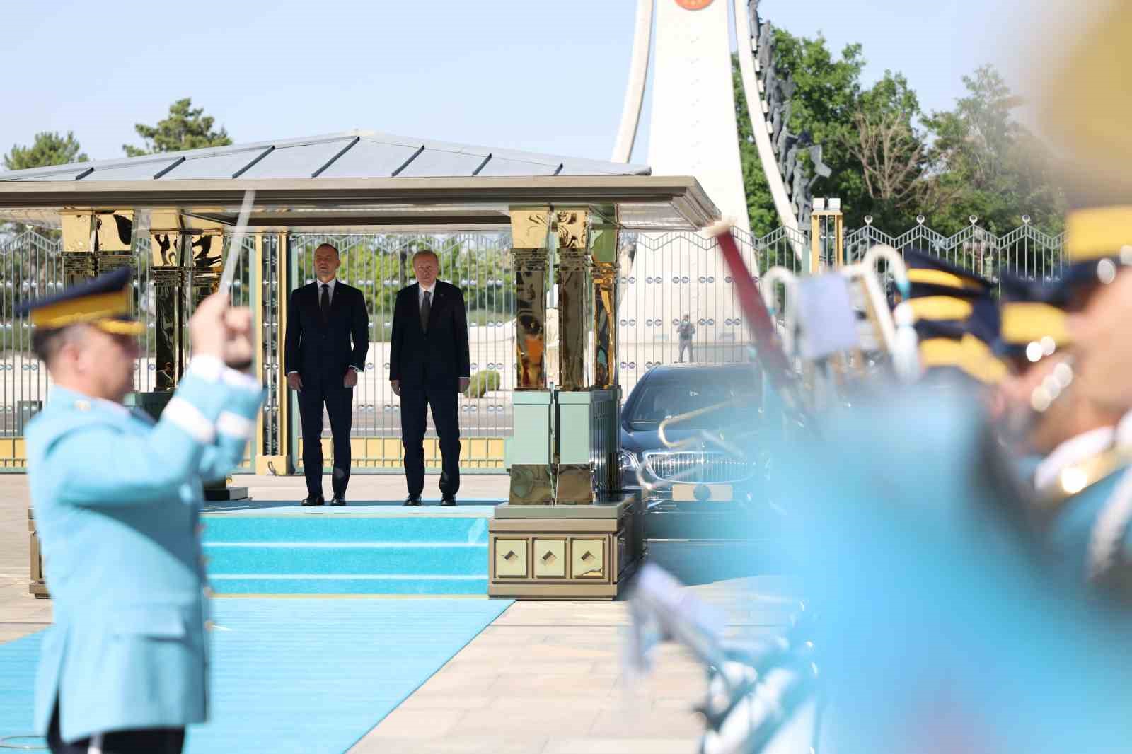 Erdoğan: "NATO zirvesi kapsamında ittifakın Avrupa sütununun güçlendirilmesi ve caydırıcılığının tahkim edilmesi ortak önceliğimiz" 6 erdogan nato zirvesi kapsaminda ittifakin avrupa sutununun guclendirilmesi ve caydiriciliginin tahkim edilmesi ortak onceligimiz eHVc1JZ3
