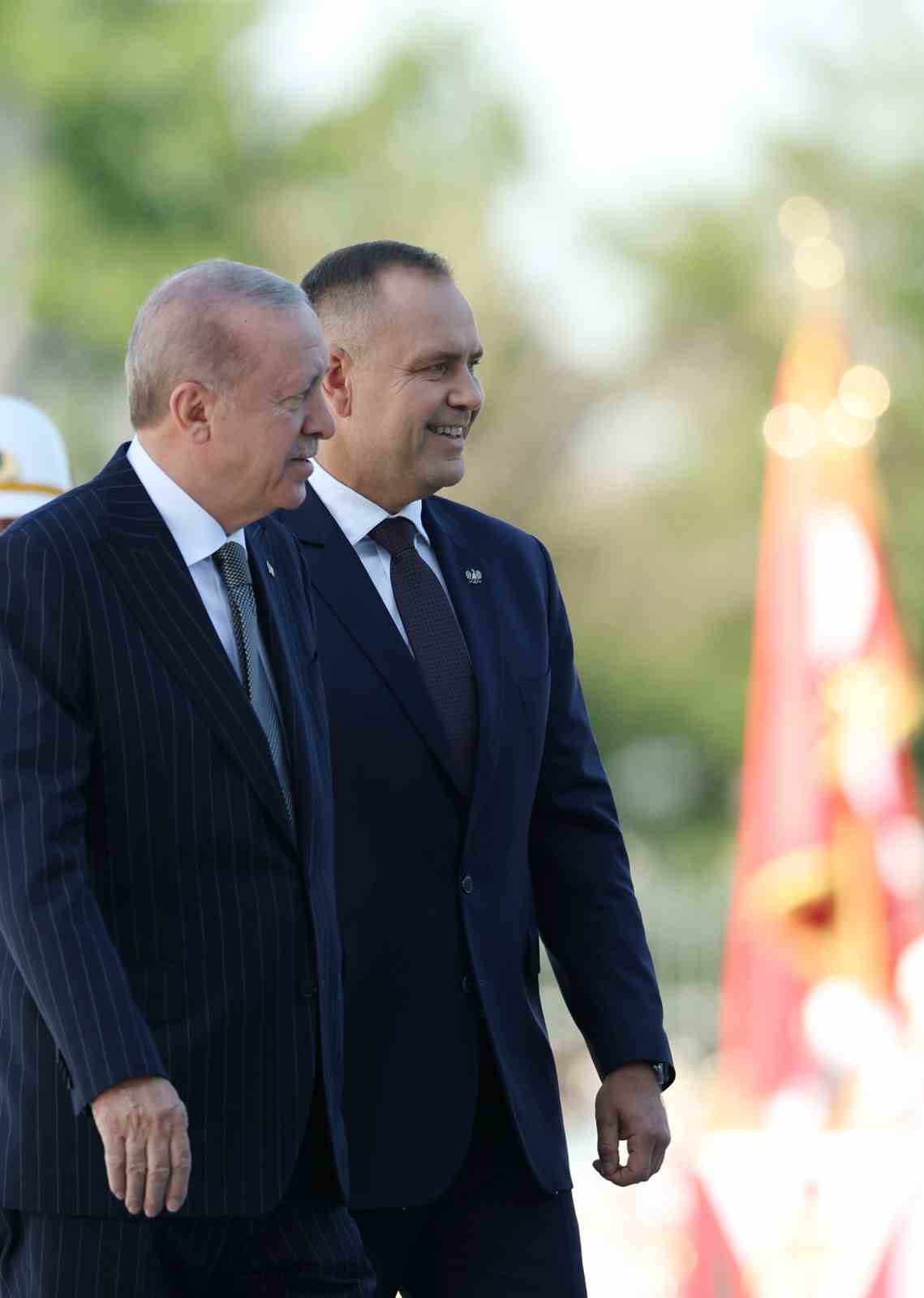 Erdoğan: "NATO zirvesi kapsamında ittifakın Avrupa sütununun güçlendirilmesi ve caydırıcılığının tahkim edilmesi ortak önceliğimiz" 29 erdogan nato zirvesi kapsaminda ittifakin avrupa sutununun guclendirilmesi ve caydiriciliginin tahkim edilmesi ortak onceligimiz jHXp4vSn