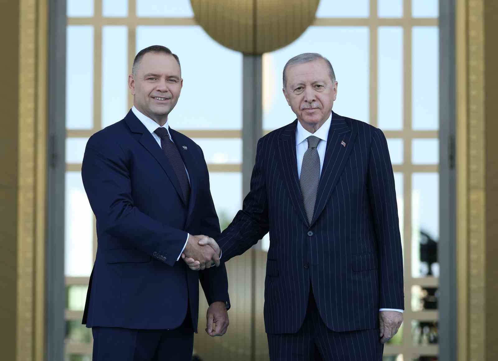 Erdoğan: "NATO zirvesi kapsamında ittifakın Avrupa sütununun güçlendirilmesi ve caydırıcılığının tahkim edilmesi ortak önceliğimiz" 24 erdogan nato zirvesi kapsaminda ittifakin avrupa sutununun guclendirilmesi ve caydiriciliginin tahkim edilmesi ortak onceligimiz rYlaah8m