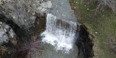 eriyen-kar-sulari-yazin-kuruyan-selaleyi-yeniden-costurdu-yjOkaDcF.jpg