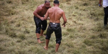 erkan-tas-ile-feyzullah-akturk-kirkpinarda-finale-yukseldi-pt6ePqYN.jpg