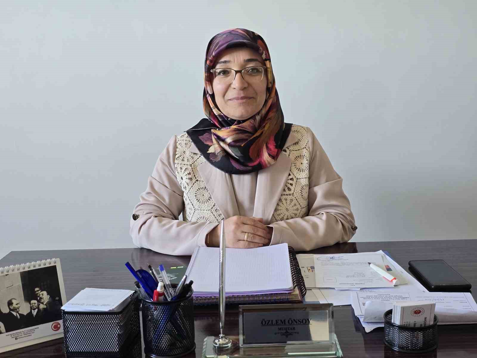 erkeklere yakistirilan muhtarlik mesleginin yozgattaki iki bayan temsilcisinden biri 0 KgbPWOU9