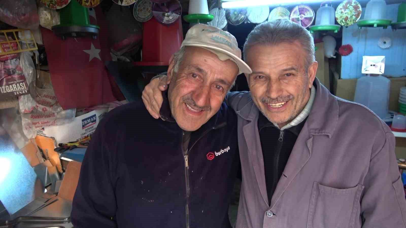 ermeni asilli usta 50 yildir igne iplikle tamir yapiyor turk milliyetcisiyim ulkemi seviyorum 10 CC2WPQc2