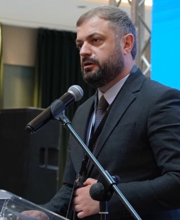ermeni-bakan-papoyan-turkiye-ile-aramizdaki-ticaret-hacmi-yilda-700-800-milyon-dolar-seviyesine-ulasabilir-kwkEeZTE.jpg