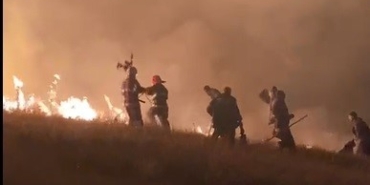 ermenistan-sinirinda-korkutan-ortu-yangini-CSDScGrp.jpg