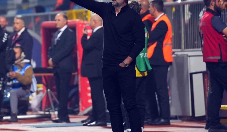 erol-bulut-gecen-hafta-kulup-icerisinde-olan-biri-butun-bilgileri-nuri-sahine-aktarmis-FuYDcQ6w.jpg
