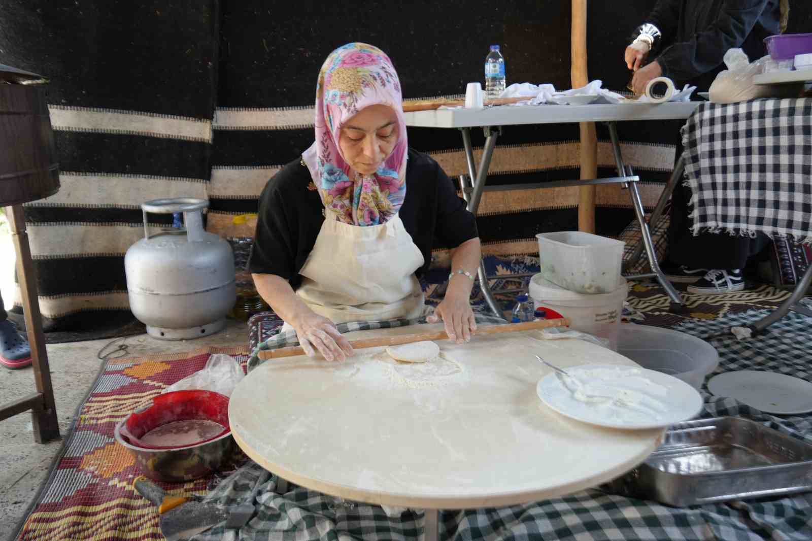 Ertuğrul Gazi’nin ev sevdiği yemeklerinde ’Yoğurtlu Gözleme’ coğrafi işaret yolunda 5 ertugrul gazinin ev sevdigi yemeklerinde yogurtlu gozleme cografi isaret yolunda 1