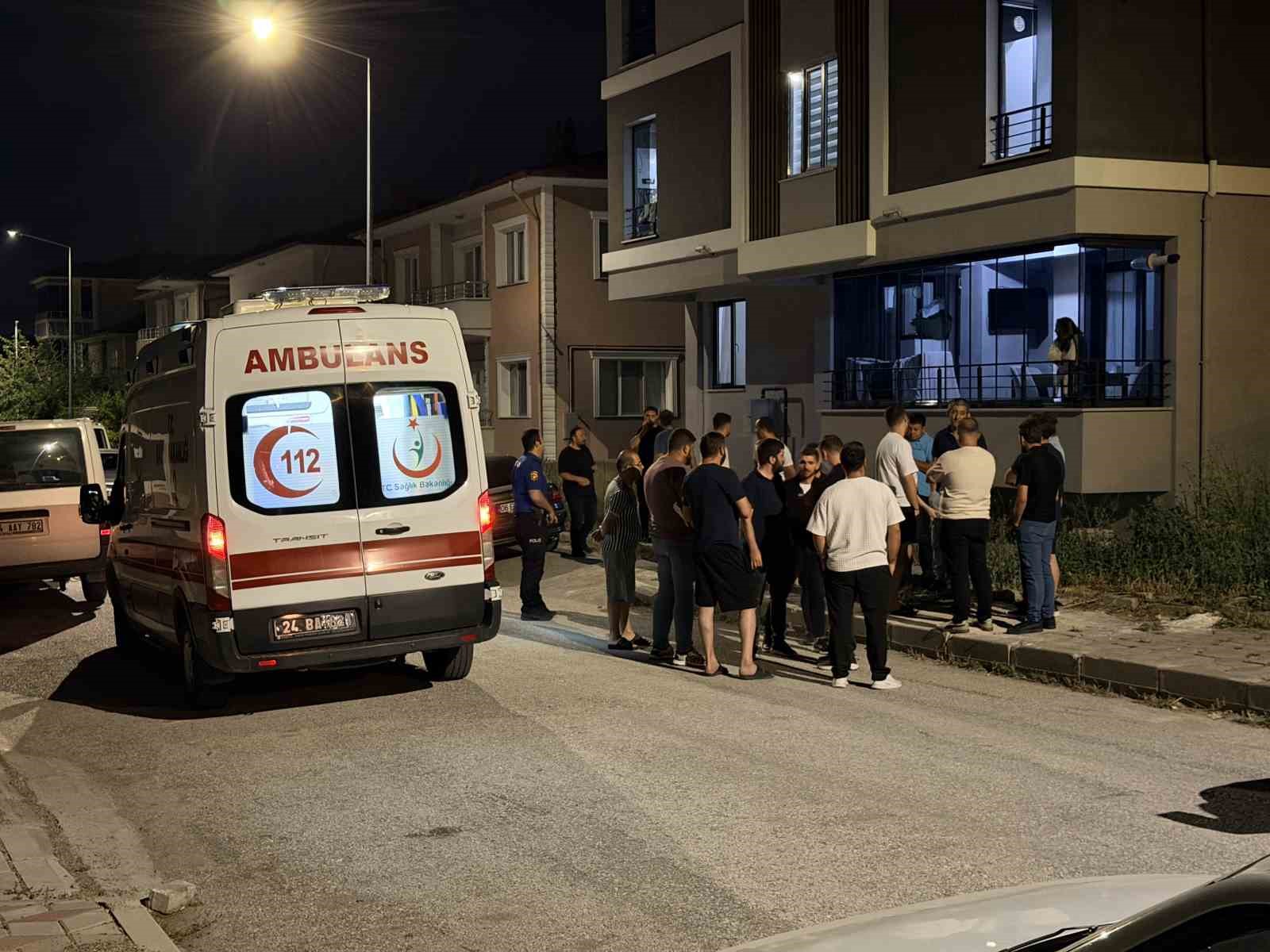 erzincanda eski es dehseti 2 kisi pompali tufekle olduruldu 1 sSM1fUhJ