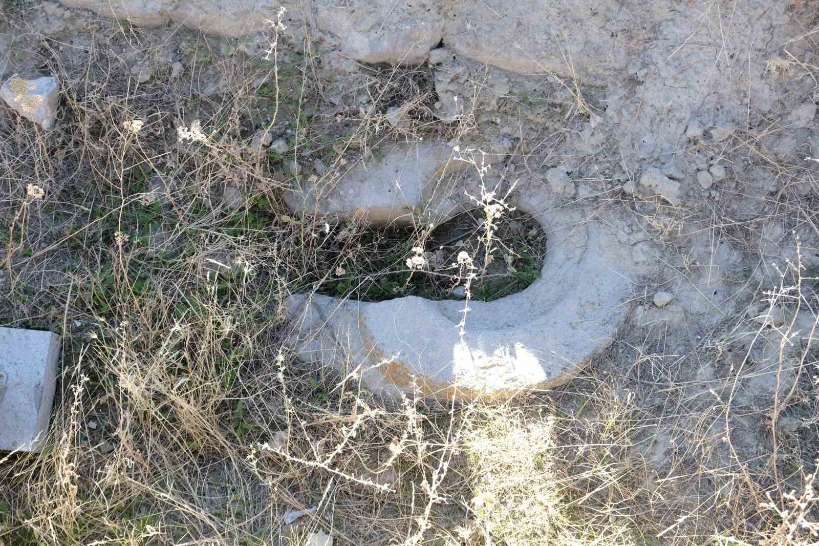 Erzincan’da Urartu izleri yeniden gün yüzünde: Altıntepe Kalesi drone ile görüntülendi 7 erzincanda urartu izleri yeniden gun yuzunde altintepe kalesi drone ile goruntulendi 3 a3aPGmAH
