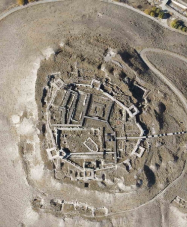 erzincanda-urartu-izleri-yeniden-gun-yuzunde-altintepe-kalesi-drone-ile-goruntulendi-eMjSMnGH.jpg