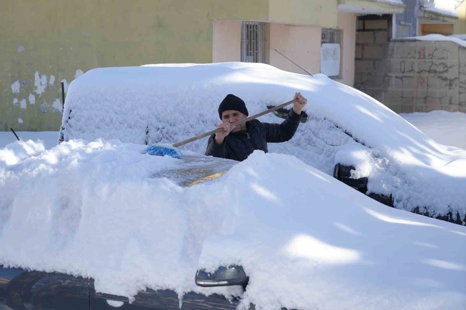 erzurum beyaz ortusune burundu 0 b4FF9364