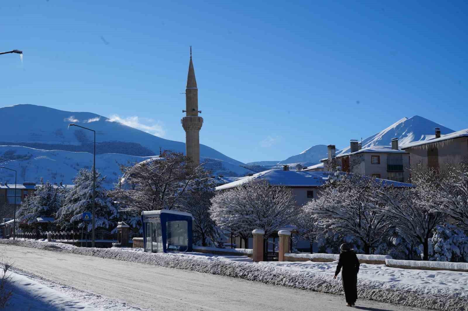 erzurum beyaz ortusune burundu 1 wj3maAiH