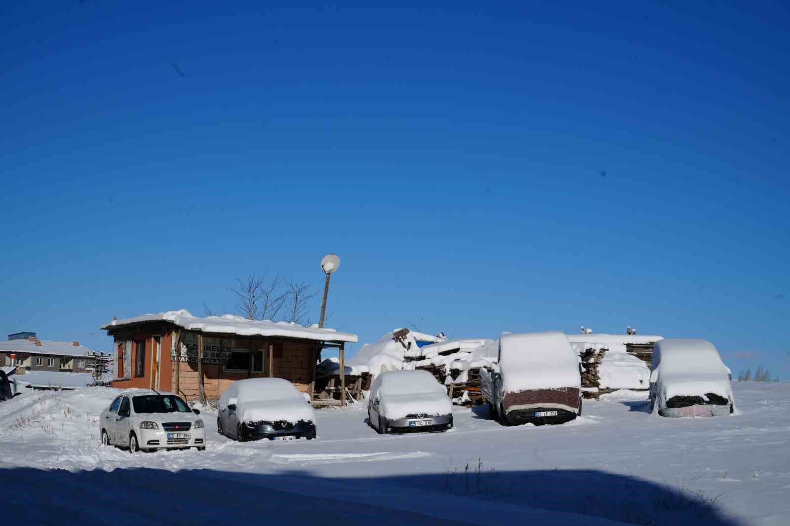 erzurum beyaz ortusune burundu 12 tqf5feIi
