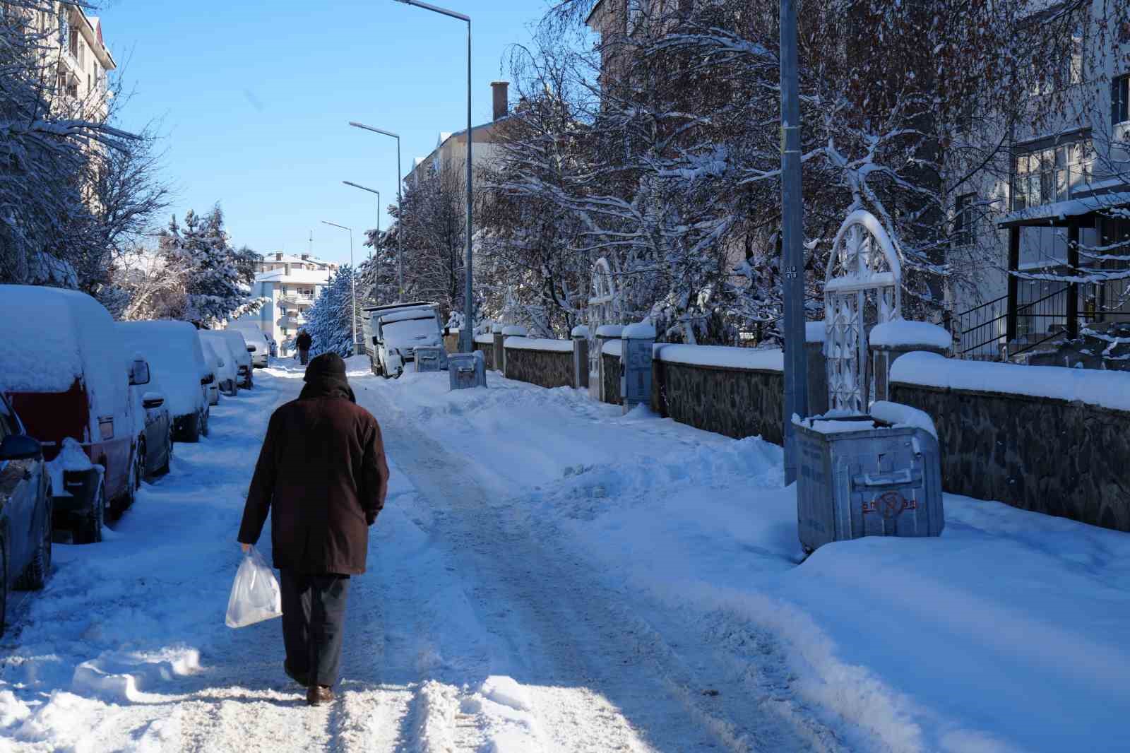 erzurum beyaz ortusune burundu 8 OZjrbSql