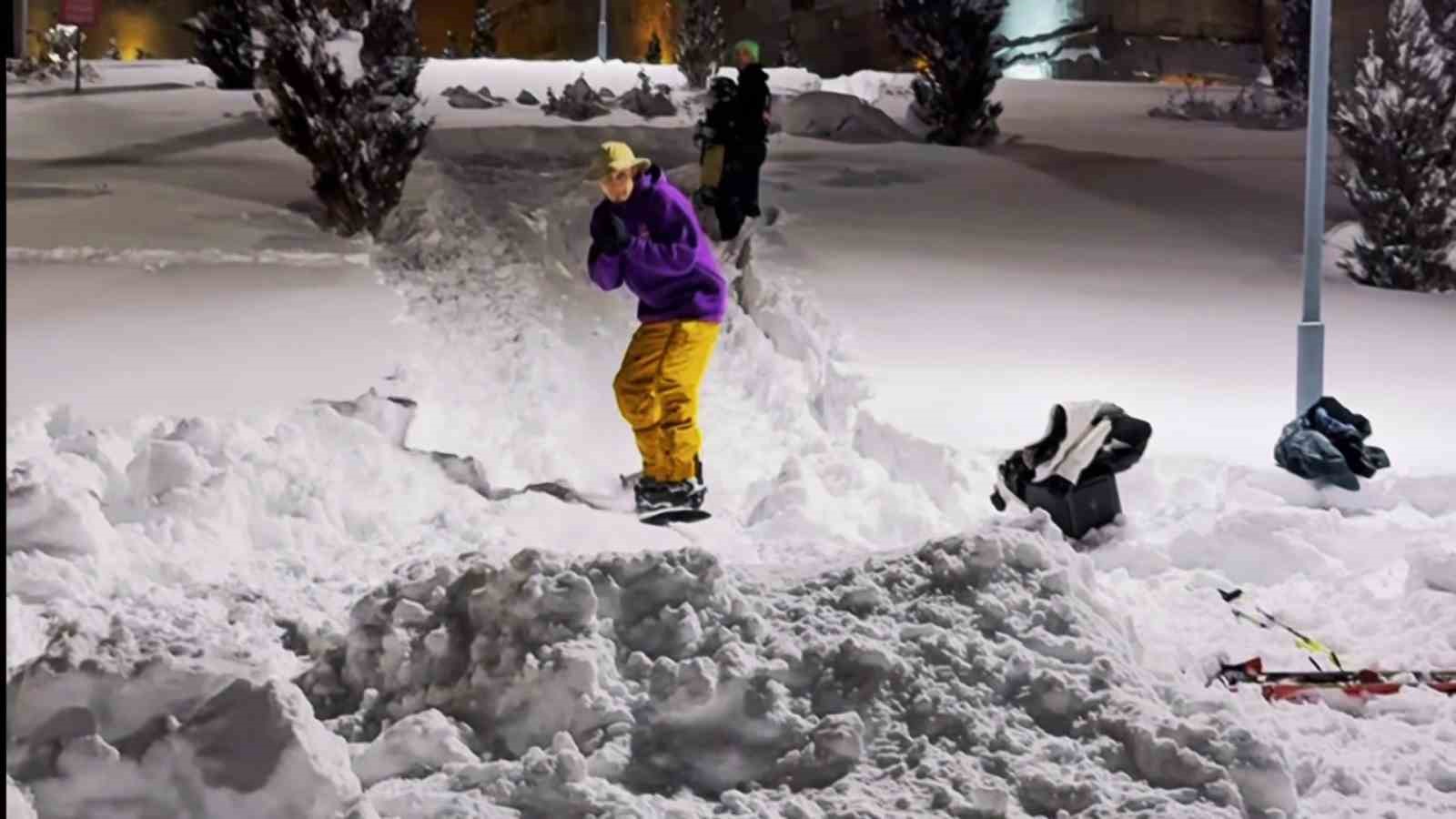 erzurum kalesi onunde snowboard gosterisi 0 bbyT9IuY
