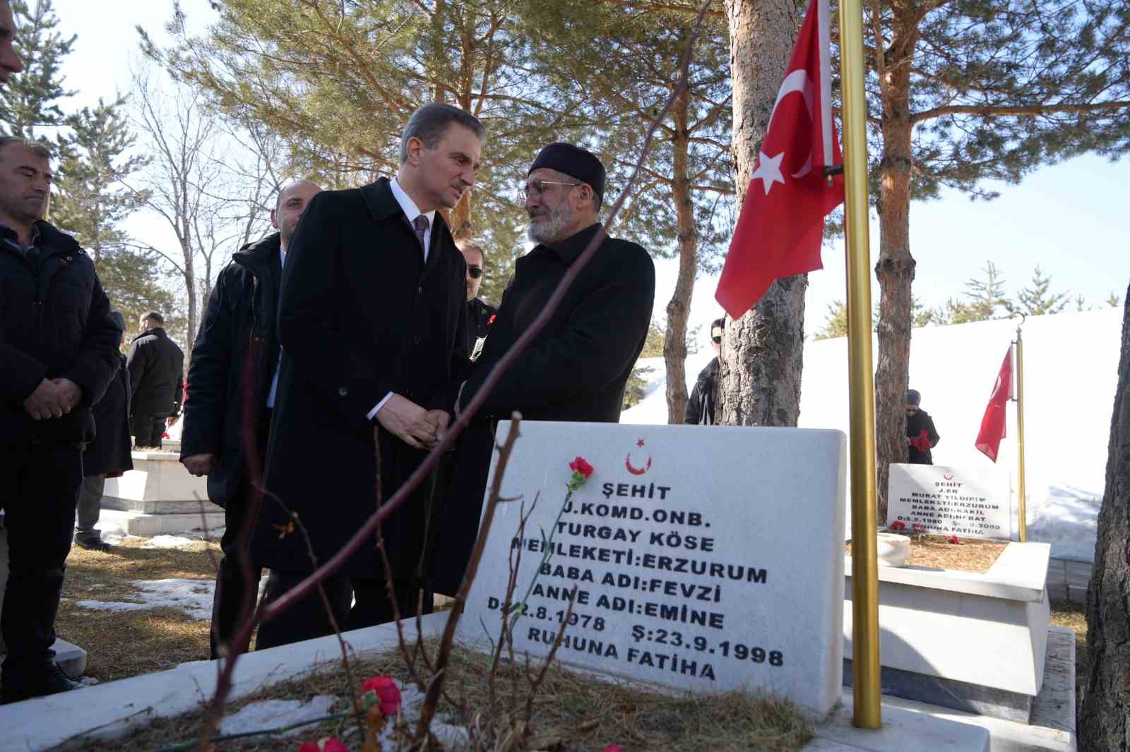 erzurum karskapi sehitliginde 111 yillik huzun ve cosku bir arada 11 9CXsthp6