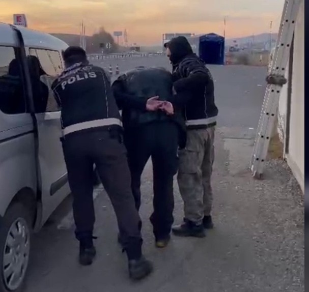 erzurum polisinden dev uyusturucu operasyonu 2 tutuklama 2 jz8e8unA