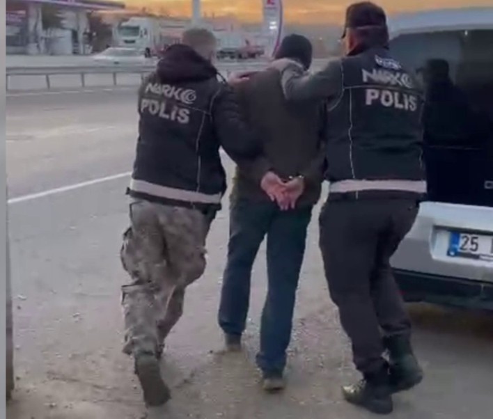 erzurum polisinden dev uyusturucu operasyonu 2 tutuklama 3 cbtaJafn