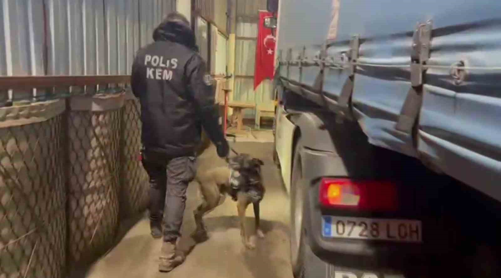 erzurum polisinden dev uyusturucu operasyonu 2 tutuklama 5