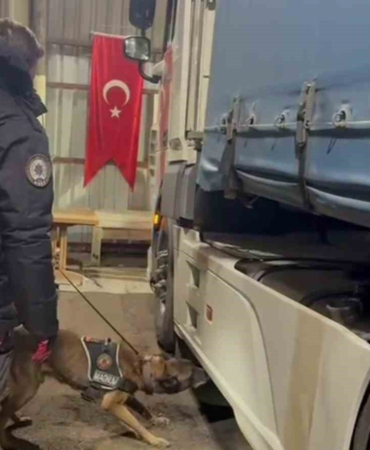 erzurum-polisinden-dev-uyusturucu-operasyonu-2-tutuklama-dgMGr2wN.jpg