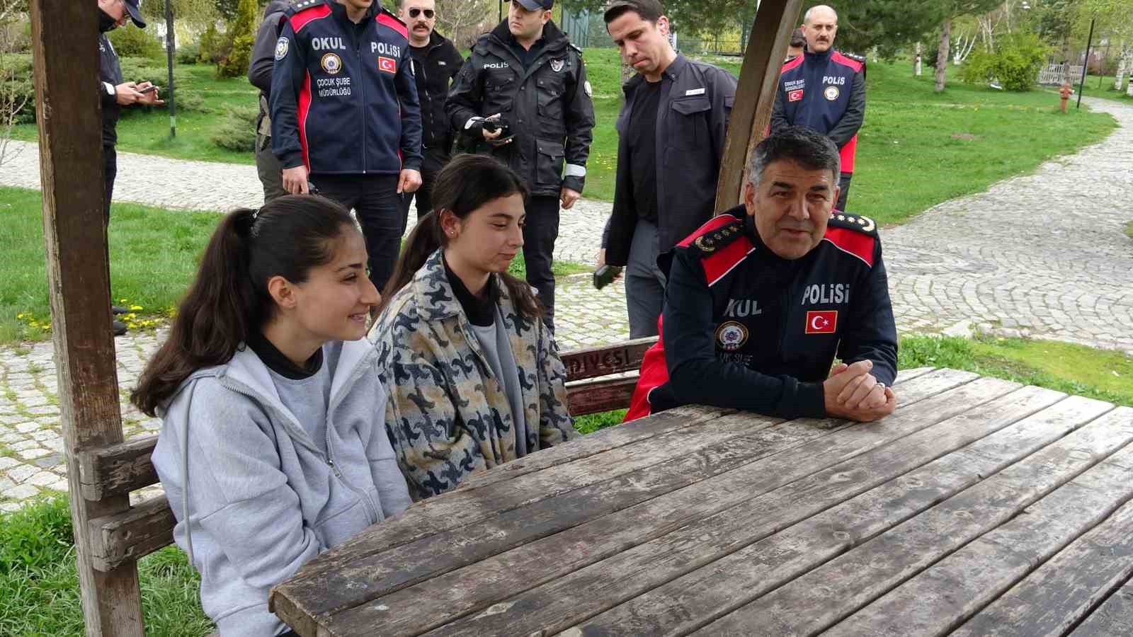erzurum polisinden okul cevrelerinde tam guvenlik 1 jwH5THqk