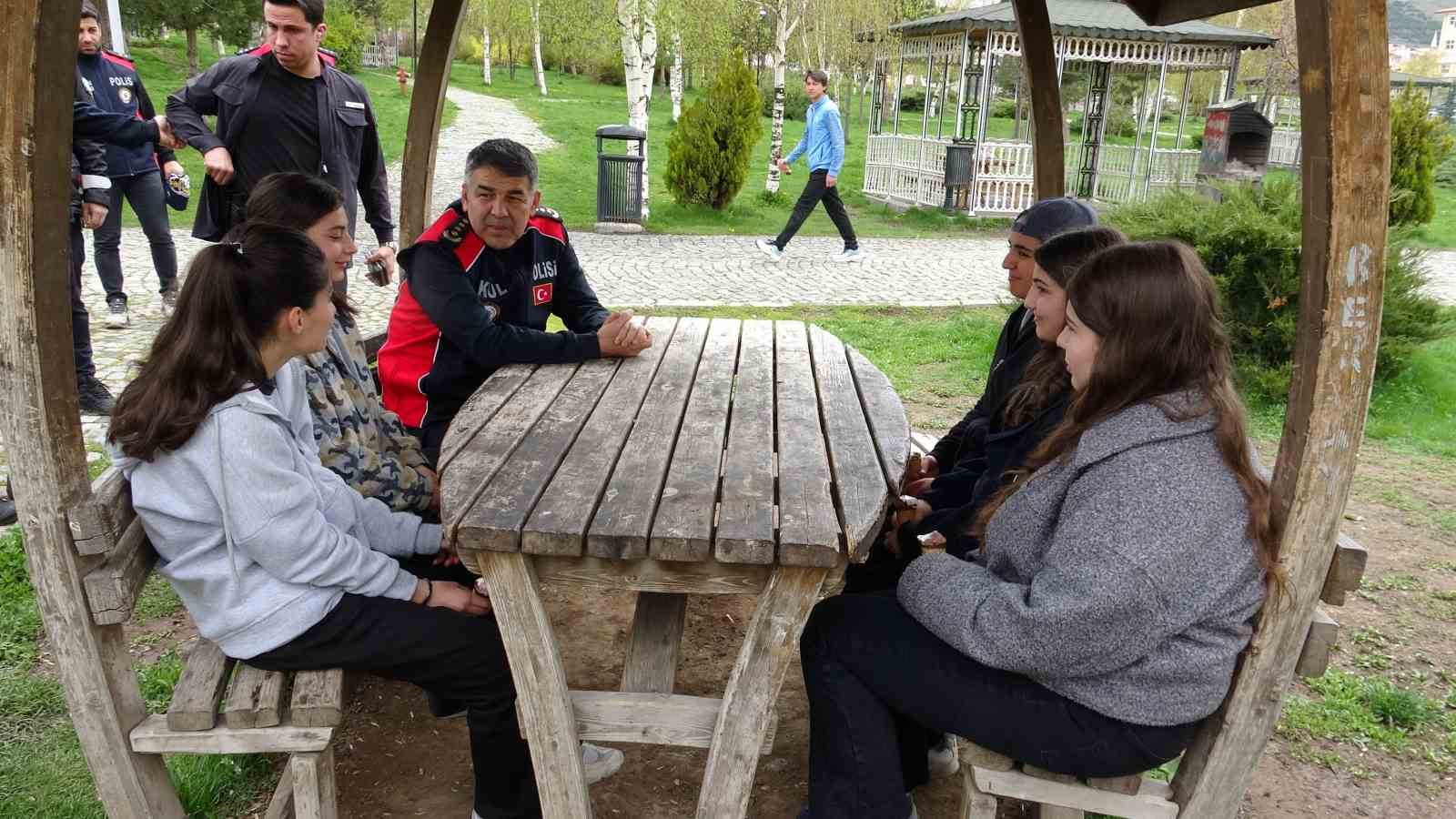erzurum polisinden okul cevrelerinde tam guvenlik 2 i54FpF3B