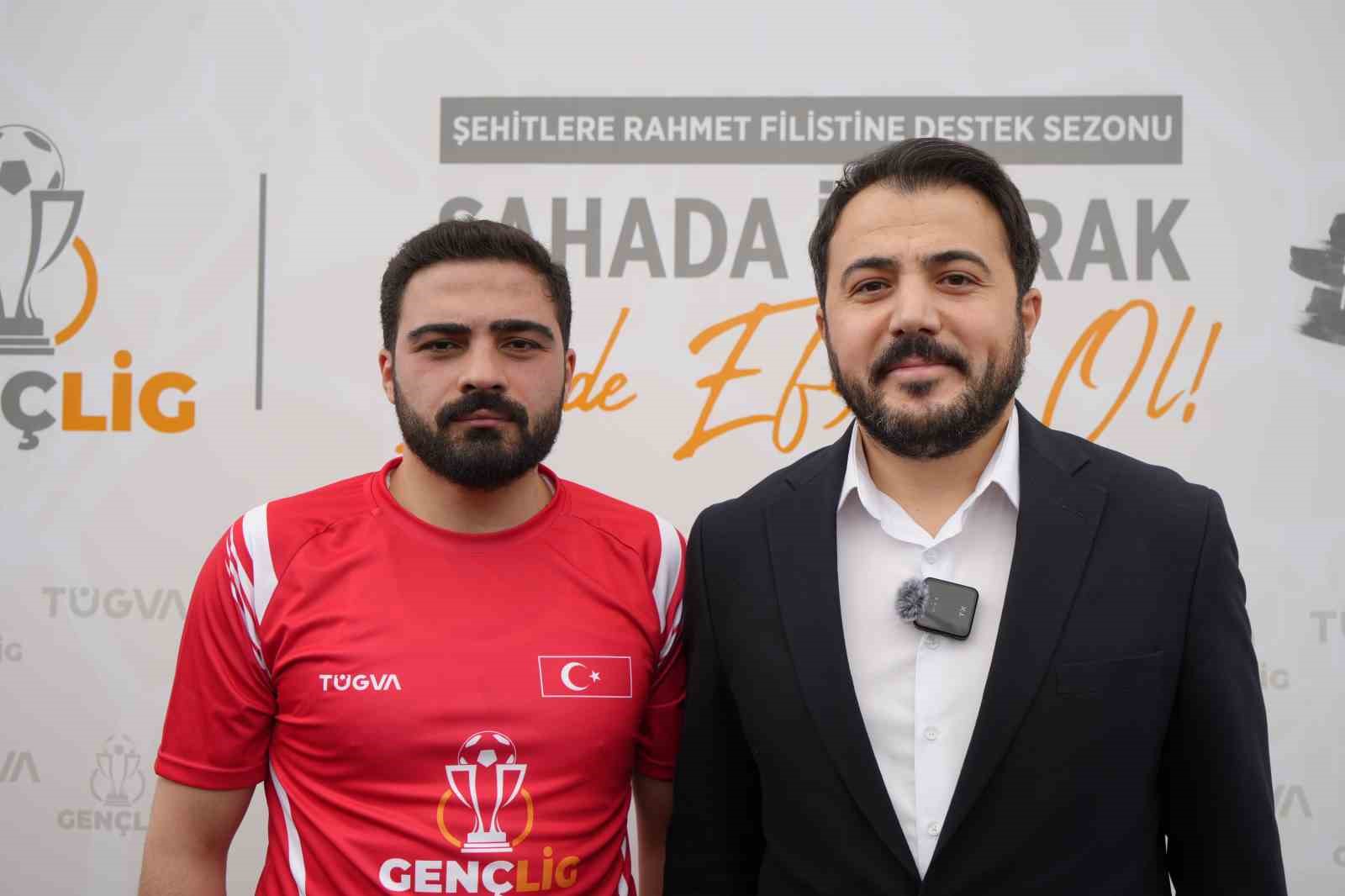 erzurum protokolu ve erzurumsporlu yildizlar gencler icin sahaya indi 8