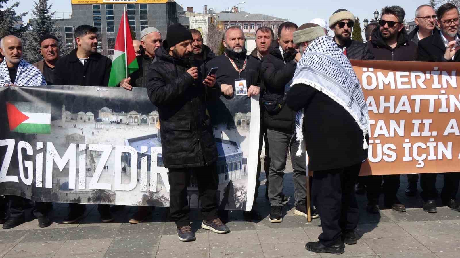 erzurum sivil toplum platformu uyeleri kudus ve aksanin ozgurlugu icin yurudu 3 Y23drFRN