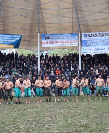 erzurumda-102incisi-yapilan-uzundere-karakucak-guresleri-buyuk-heyecan-yasatti-9tDFhCEd.jpg