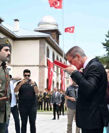 erzurumda-107-yillik-cosku-ve-heyecan-XOe8m7Gv.jpg