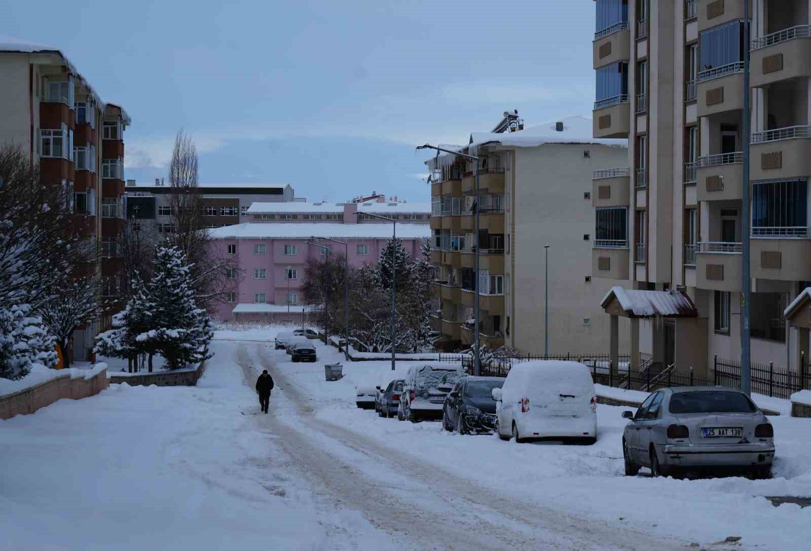 erzurumda 690 mahallenin yolu ulasima kapali 2 vUyK1gbd