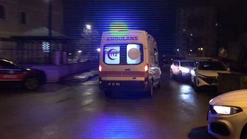 Erzurum’da boğazı kesilerek öldürülen şahsın kimliği belirlendi, cinayetin şüphelisi yakalandı 4 erzurumda bogazi kesilerek oldurulen sahsin kimligi belirlendi cinayetin suphelisi yakalandi 0 duvszDcA