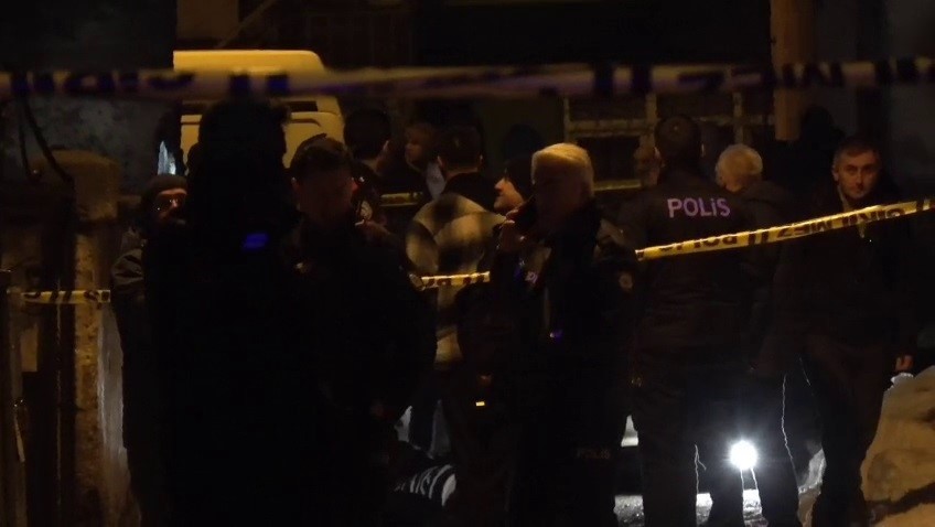Erzurum’da boğazı kesilerek öldürülen şahsın kimliği belirlendi, cinayetin şüphelisi yakalandı 5 erzurumda bogazi kesilerek oldurulen sahsin kimligi belirlendi cinayetin suphelisi yakalandi 1