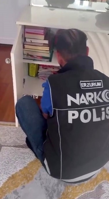 erzurumda dev narkotik operasyonu 14 gozalti 2