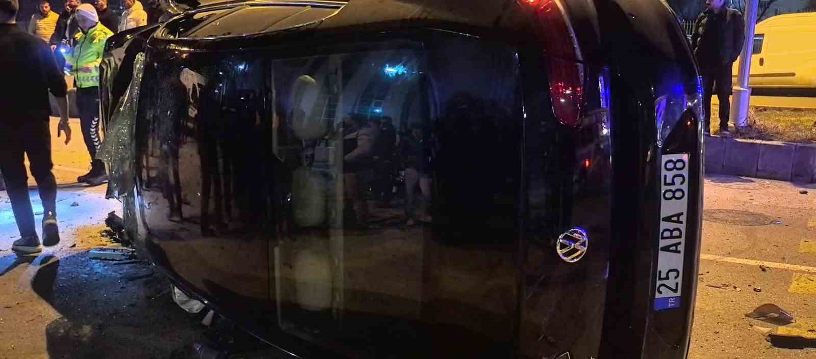 erzurumda feci kaza kavsak adeta savas alanina dondu 7 PnmGquFF