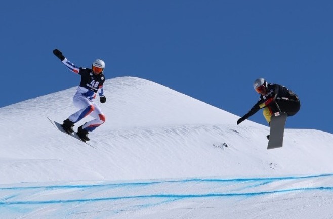 erzurumda fis sbx snowboard dunya kupasi heyecani 0