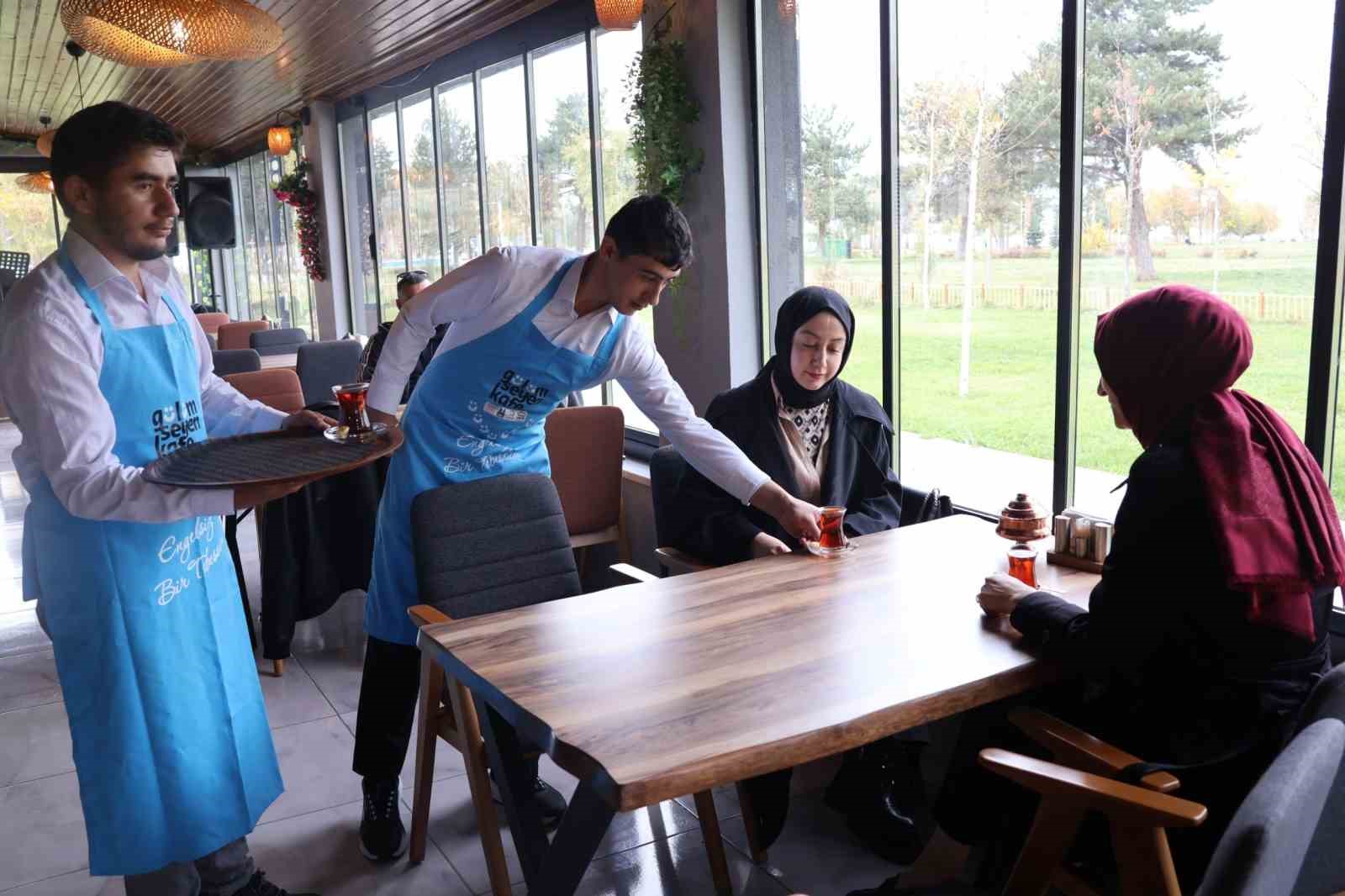 erzurumda gulumseyen kafe ozel bireylerin uretim merkezi oldu 1 fkkYbNfE