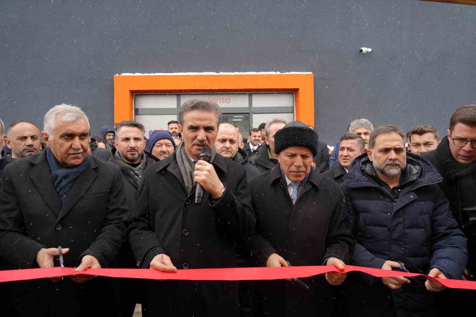 erzurumda halk pazarlarinin 13 subesi acildi 0 ZX9cYFAq