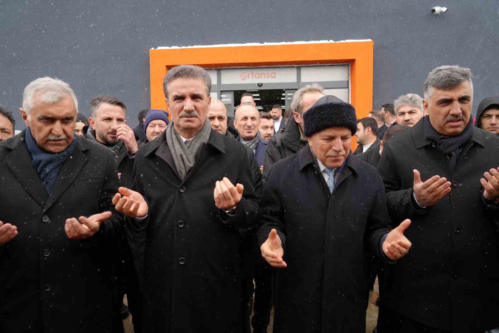 erzurumda halk pazarlarinin 13 subesi acildi 2 eeSdDcSr