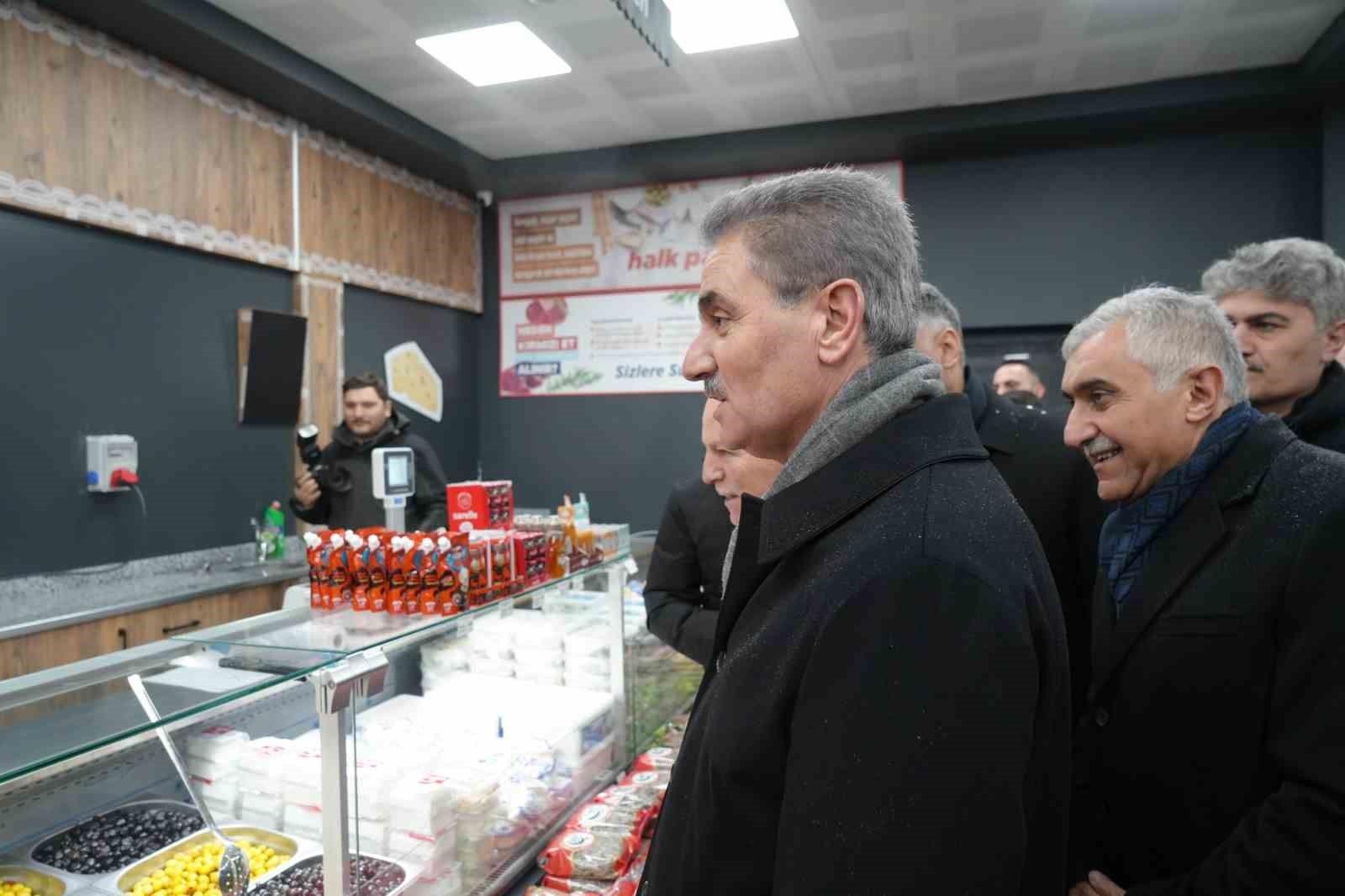erzurumda halk pazarlarinin 13 subesi acildi 5 q7Xb7NR9