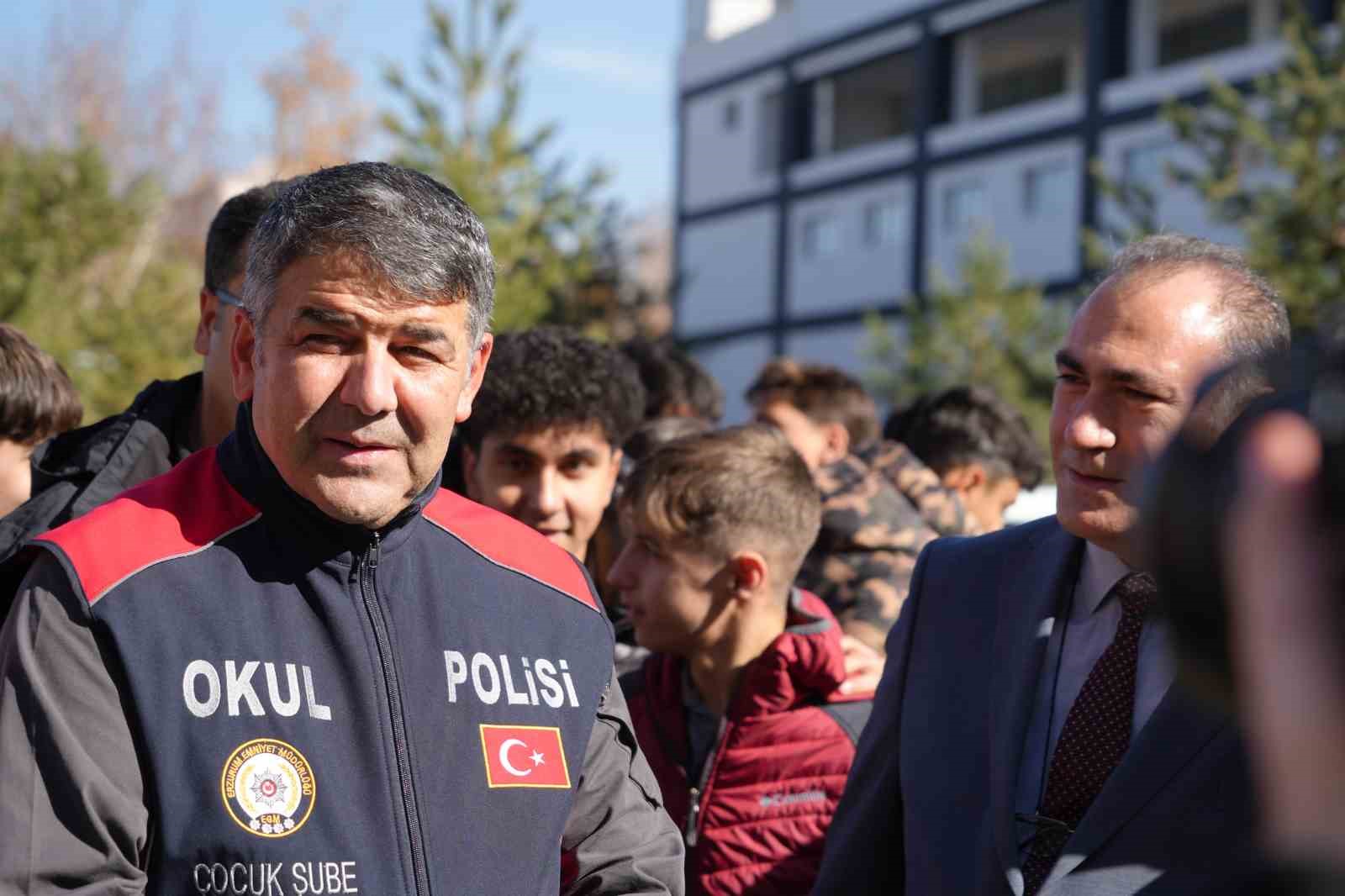 erzurumda her okul bir polise zimmetli 4 drhteBA9